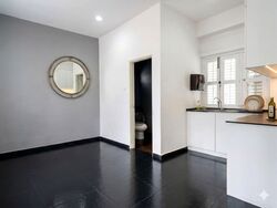 Emerald Garden (D1), Office #604213681